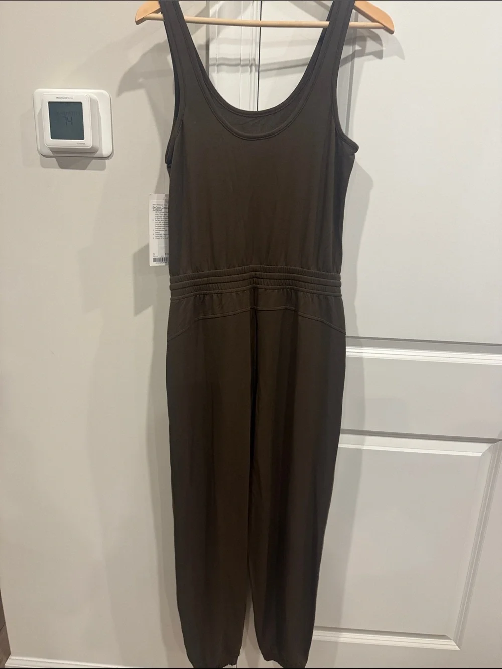 lululemon athletica Choc Brown BeCalm Sleeveless Cinch-Waist Jumpsuit Size S